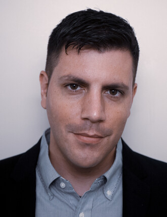 Peter Tinti: Migrace za všechny prachy