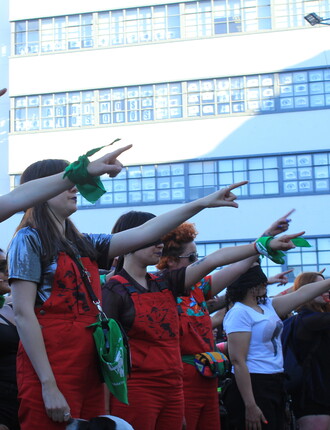 Násilník ti kříží cestu